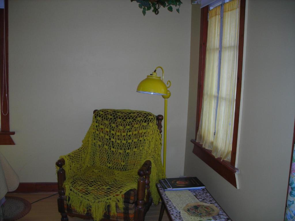 Gite Des Hauteurs Et Cafe De La Place Saint Zenon Room photo